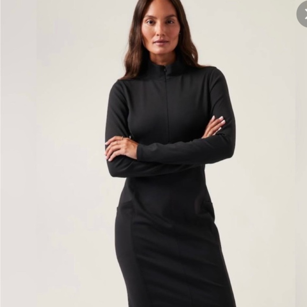 Athleta Black Delancey Dress, size Small